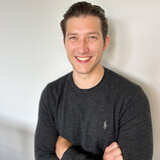 Simon Völk - IT und Datenmanagement Simon Völk - IT und Datenmanagement