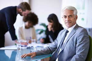 Wie vergleiche ich Unternehmensversicherungen in Deutschland sinnvoll?